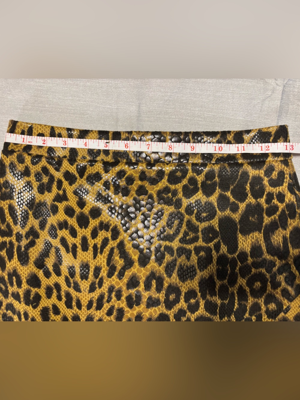 Fashion Nova Leopard Print Snakeskin Faux Leather Slit Mini Skirt Size S Small - Picture 3 of 5